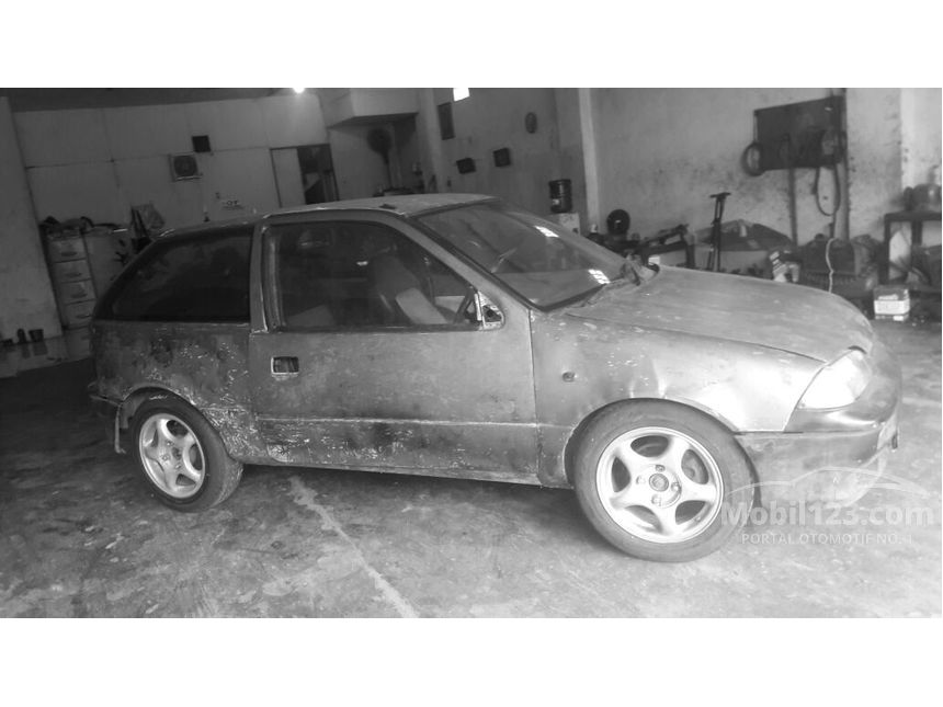 Jual Mobil  Suzuki  Amenity  1990 1 3 di Jawa Barat Manual 