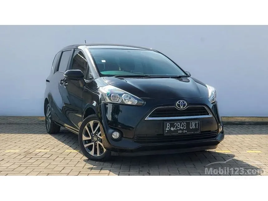 Jual Mobil Toyota Sienta 2019 V 1.5 di Jawa Barat Automatic MPV Hitam Rp 188.000.000