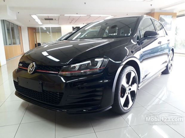 Volkswagen Golf GTI Mobil Bekas Baru dijual di Indonesia Volkswagen Golf GTI Mobil Bekas Baru dijual di Indonesia