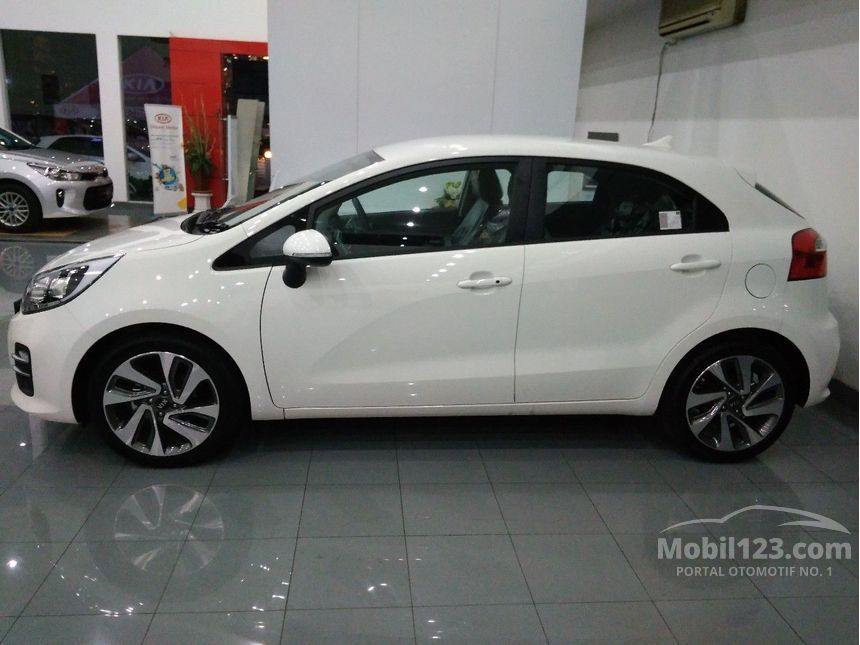 Jual Mobil KIA Rio 2016 Platinum 1.4 di Jawa Barat 