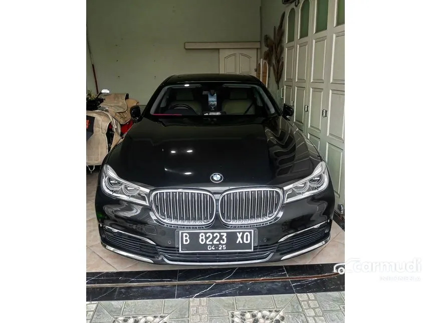 2017 BMW 730Li Sedan