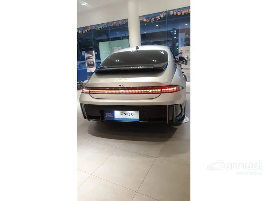 2024 Hyundai IONIQ 6 Signature Long Range Sedan