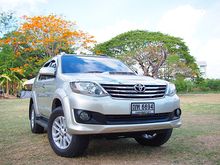 2011 Toyota Fortuner 3.0 (ปี 12-15) V SUV AT