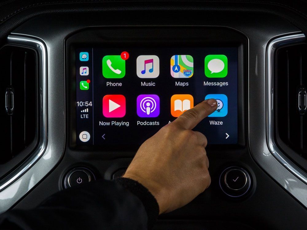 Apple CarPlay di Indonesia Belum Bisa Nikmati Waze - Berita Otomotif