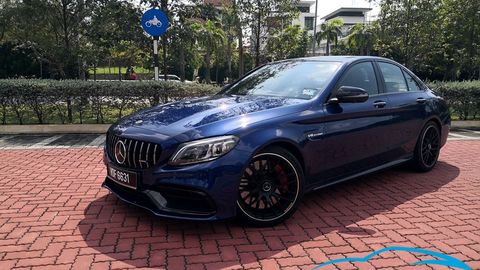 Review: Mercedes-AMG C63S Sedan – The Everyday Supercar