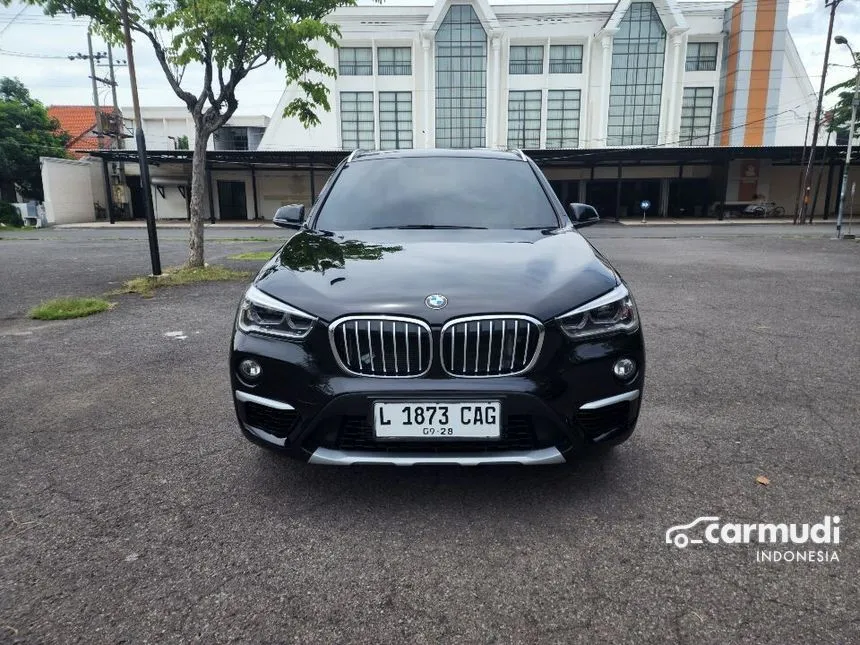 Jual Mobil BMW X1 2018 sDrive18i xLine 1.5 di Jawa Timur Automatic SUV Hitam Rp 470.000.000
