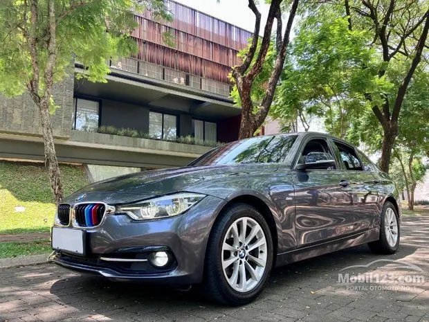 Jual BMW 3 Series 320i Bekas di Indonesia Harga Murah, Kondisi Terbaik ...
