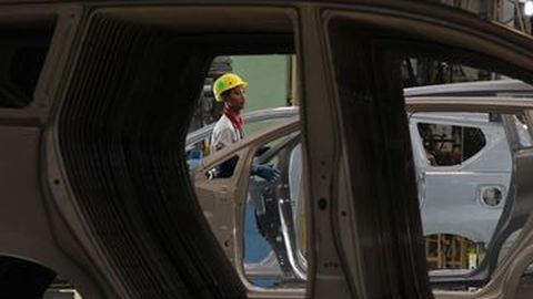 Mengunjungi 'Rahim' Toyota Fortuner dan Kijang Innova di Karawang (Video)