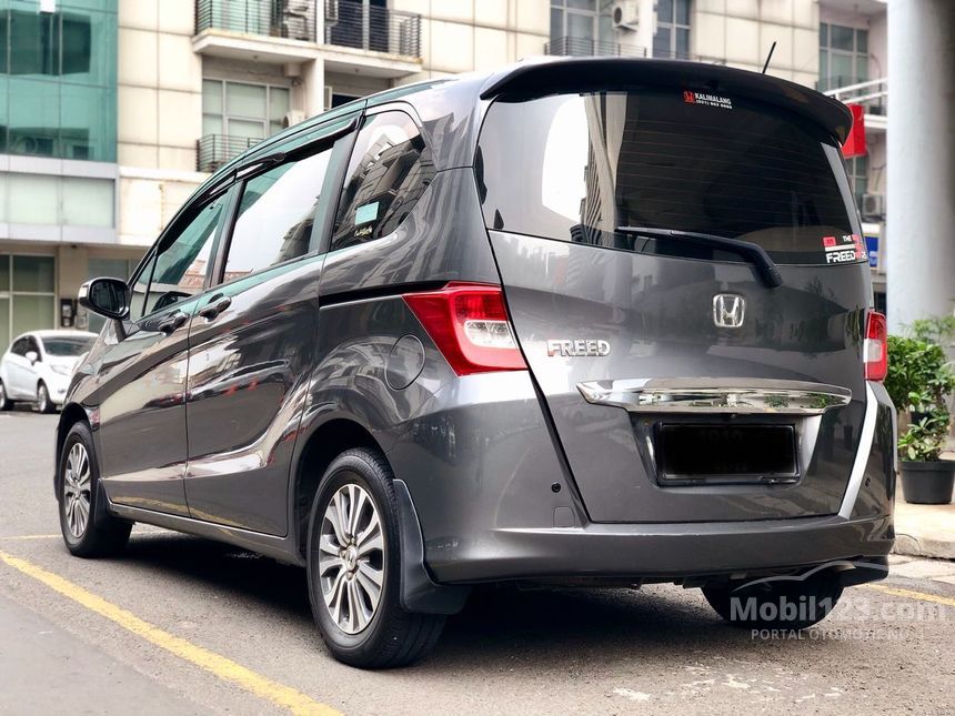 Honda freed 2013