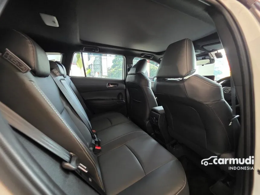 2025 Toyota Corolla Cross Hybrid GR Sport (Premium Color) (Dual Tone) SUV