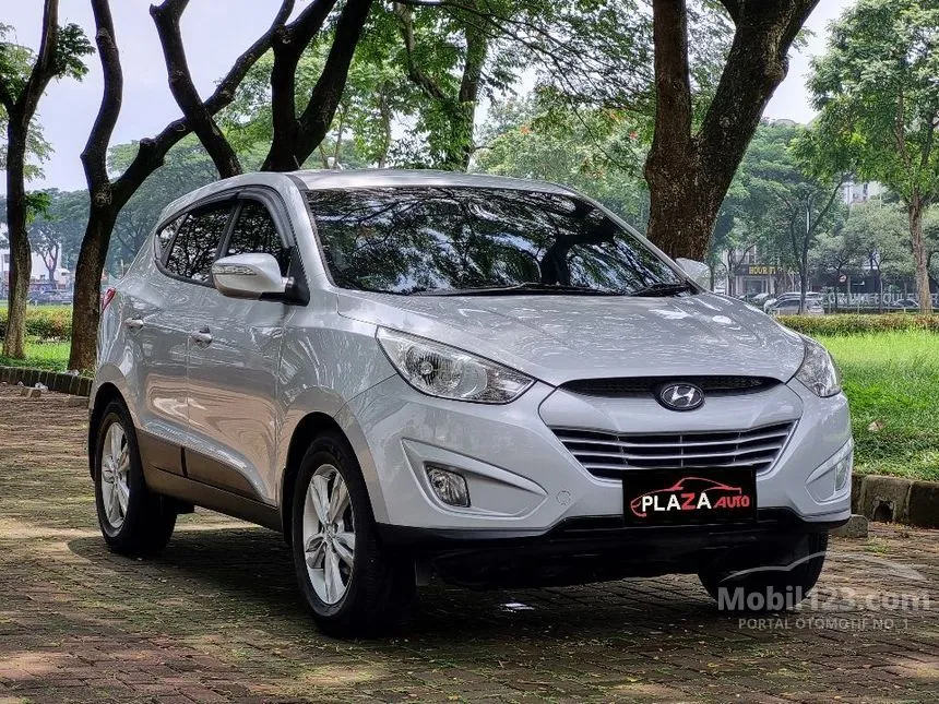 Jual Mobil Hyundai Tucson 2011 GLS 2.0 di DKI Jakarta Automatic SUV Silver Rp 110.000.000