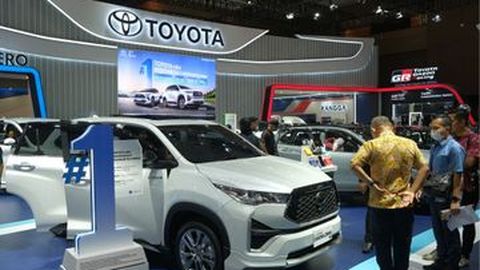 Berburu Mobil Keluarga, Kini Selisih Harga Toyota Kijang Innova Zenix Baru dan Bekas Cukup Menarik