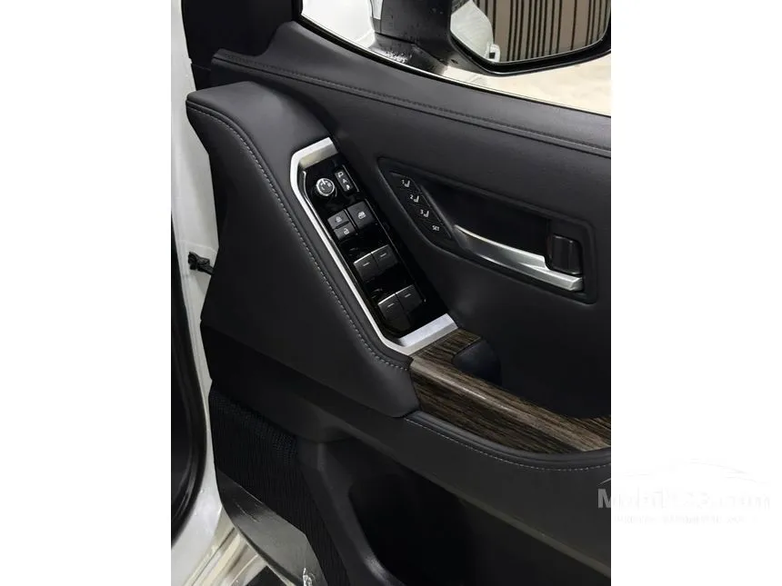 2024 Toyota Land Cruiser 300 VX-R SUV