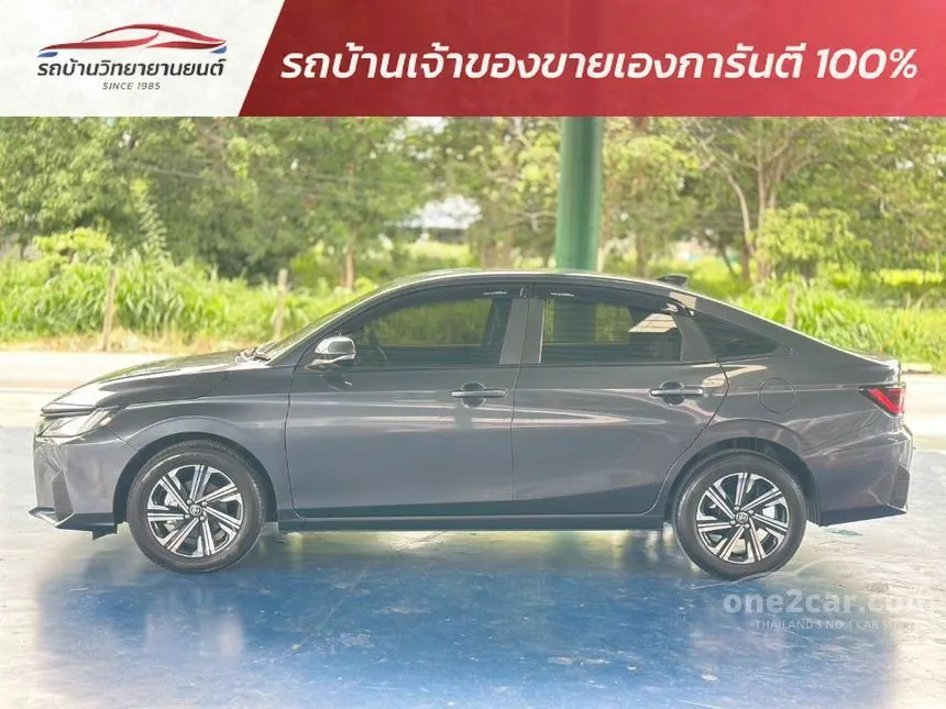 2024 Toyota Yaris Ativ Smart Sedan