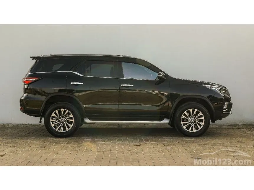 2021 Toyota Fortuner VRZ 4X2 SUV