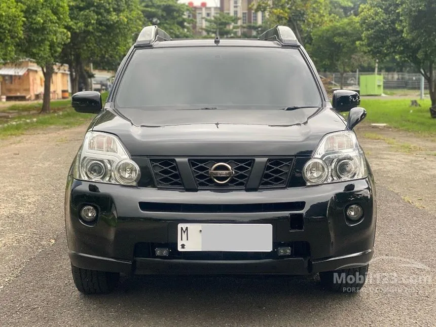 Jual Mobil Nissan X