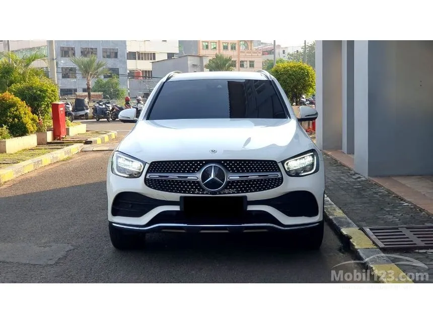 2021 Mercedes-Benz GLC200 AMG Line SUV