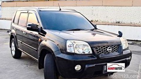 Pilihan Mobil Bekas di Bawah Rp70 Juta Buat Jalan Sama Pacar
