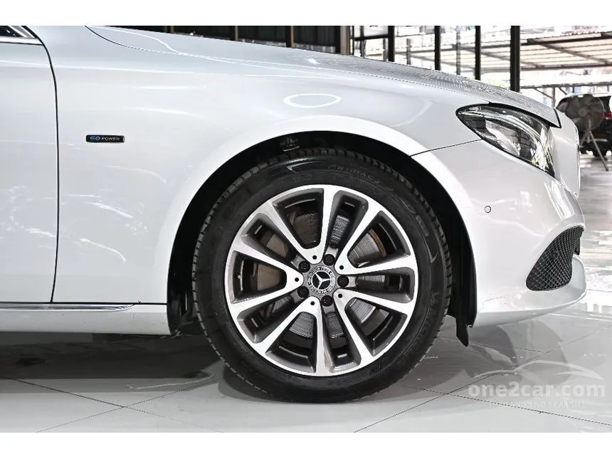 2020 Mercedes-Benz E300 e Avantgarde Sedan