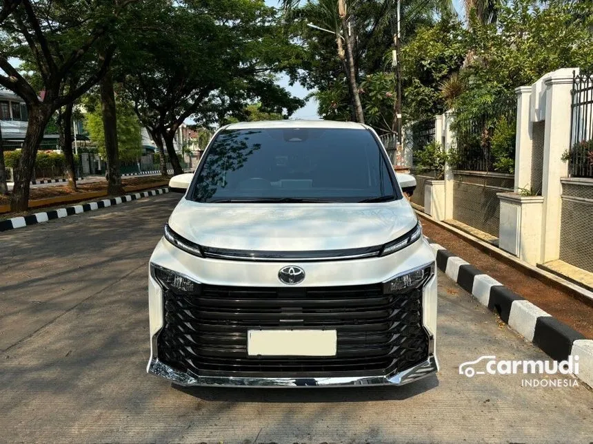 2023 Toyota Voxy Van Wagon