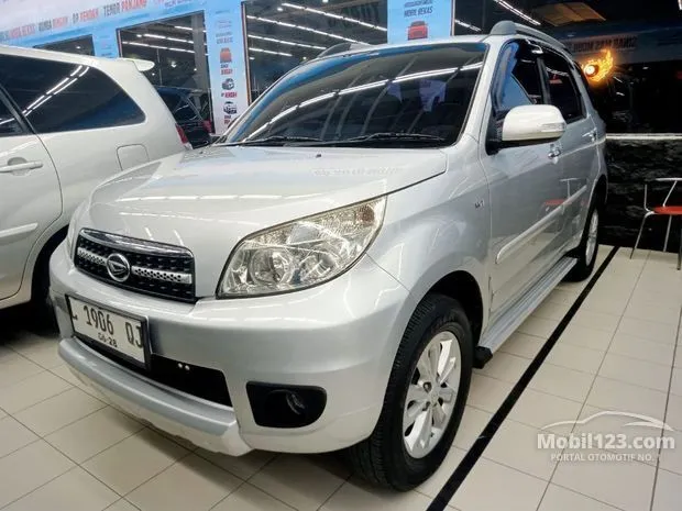 Jual Daihatsu Terios Manual 2013 Bekas di Jawa Timur Harga Kredit Murah ...