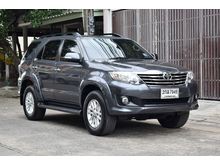 2013 Toyota Fortuner 2.7 (ปี 12-15) V SUV AT