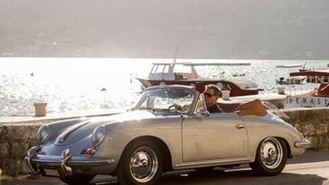 Porsche di Mata Pierce Brosnan