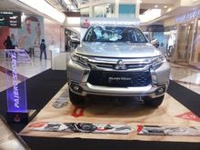 Promo TDP Dahsyat Saat ini All New Pajero Sport Dakar 4x2 AT Ckd 2017 Hanya 90 jutaan