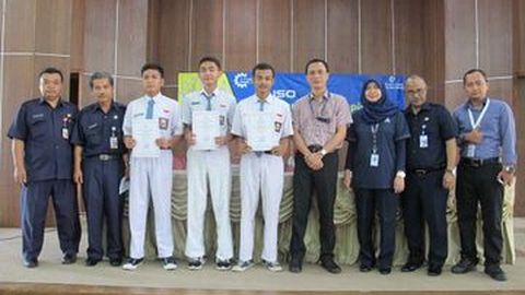 KTB Beri Colt Diesel ke SMK Negeri 1 Jakarta