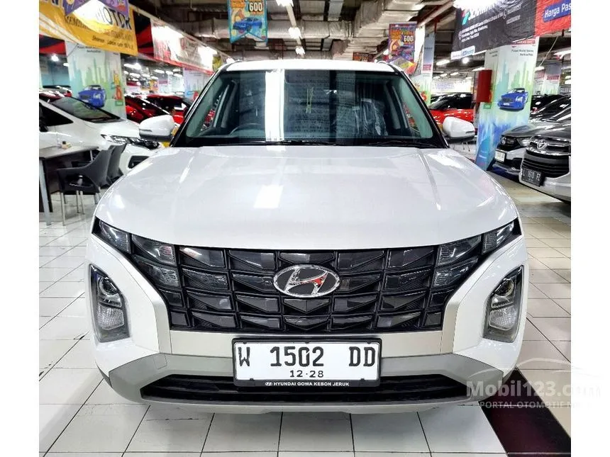 Jual Mobil Hyundai Creta 2022 Active 1.5 di Jawa Timur Manual Wagon Putih Rp 230.000.000