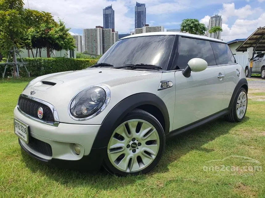 2010 Mini Cooper S Hatchback