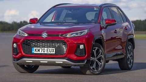 Ini Harga Toyota Corolla Cross yang Berlogo Suzuki