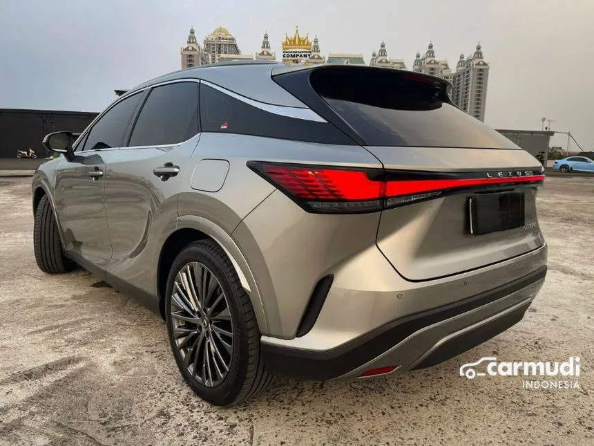 2024 Lexus RX350h Luxury Wagon