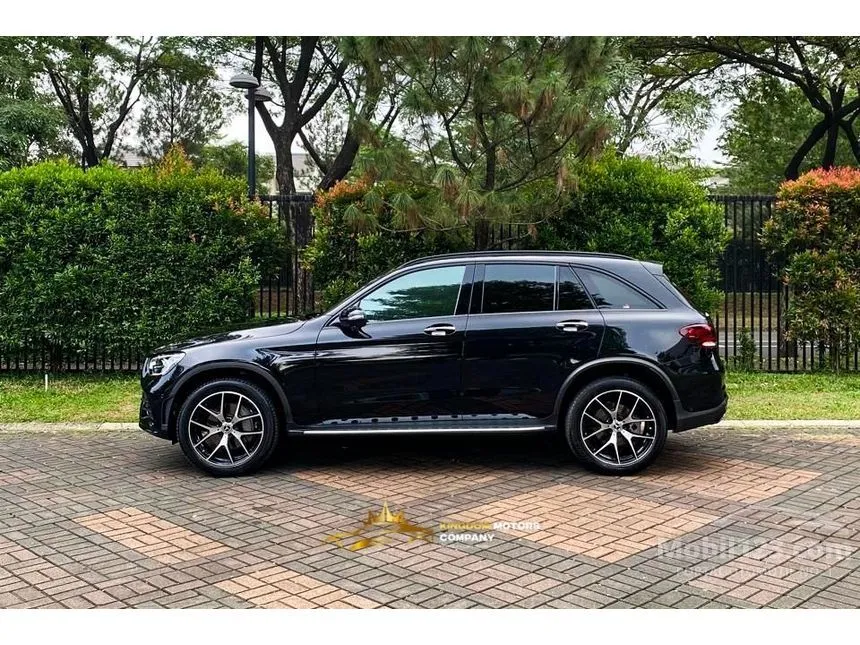 2022 Mercedes-Benz GLC200 Night Edition AMG Line SUV