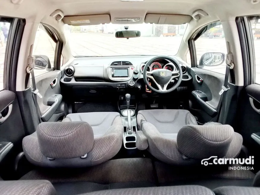 2013 Honda Jazz RS Hatchback