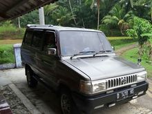 1990 Toyota Kijang 1.5 MPV Minivans