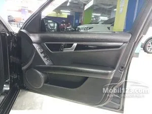2013 Mercedes-Benz C200 1.8 CGI Sedan