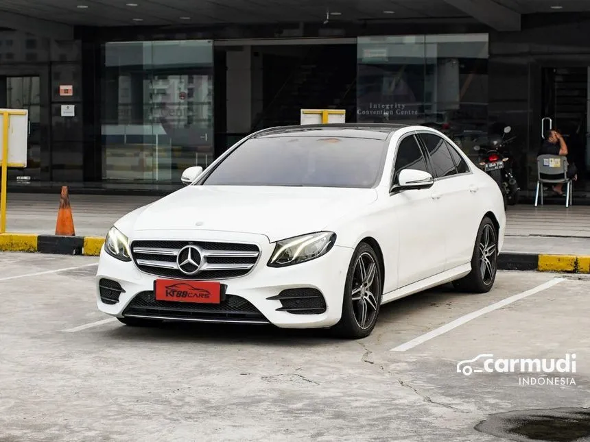 2017 Mercedes-Benz E300 AMG Line Sedan