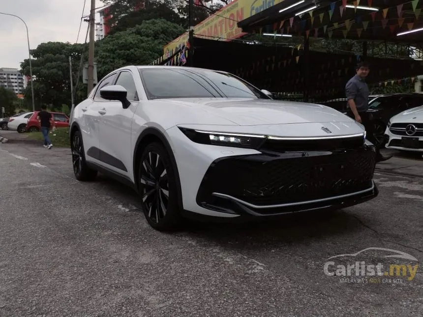 2023 Toyota Crown RS Advanced Sedan