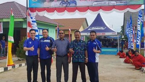 Yamaha Donasikan Motor untuk 10 SMK dan 1 Universitas