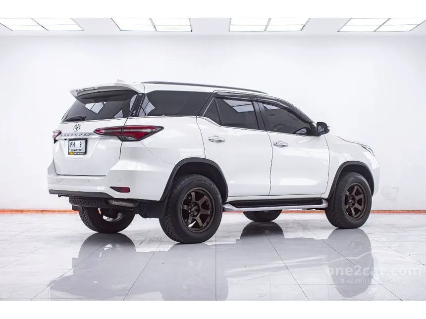 2021 Toyota FORTUNER V SUV