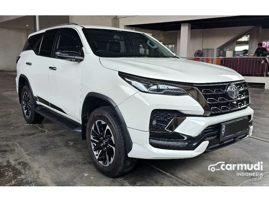 2022 Toyota Fortuner GR Sport 4X2 SUV