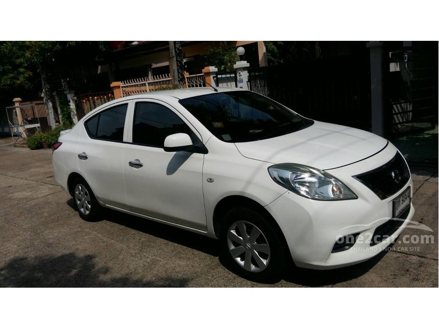 Nissan almera 2011