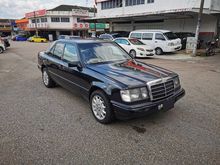 1987 Mercedes-Benz 200 2.0 Sedan