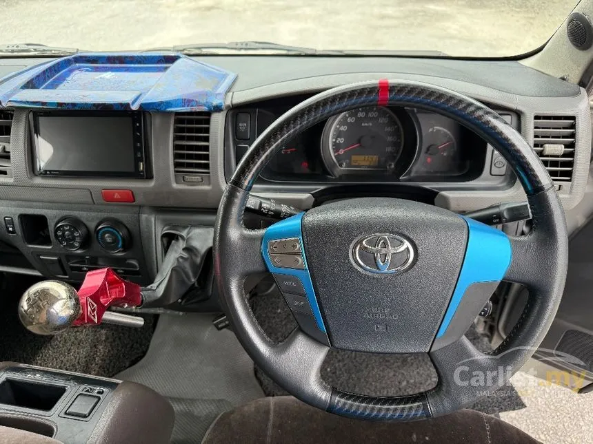 2008 Toyota Hiace Window Van Van