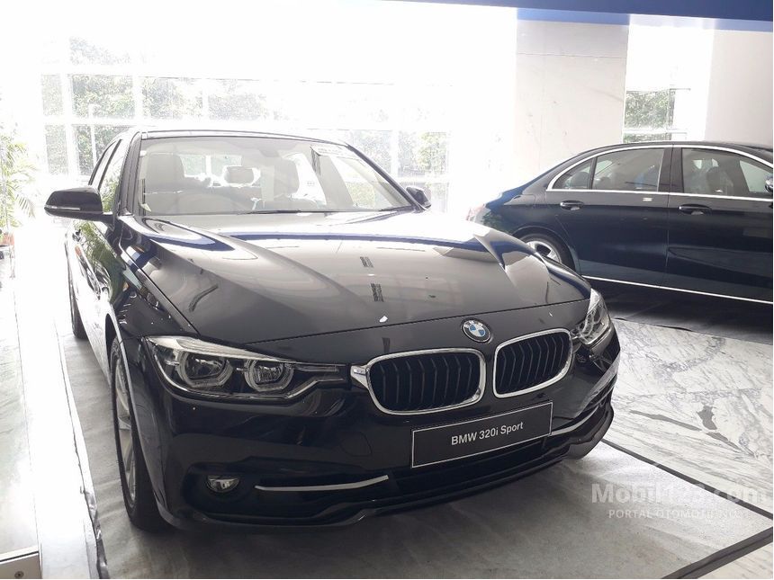 Jual Mobil  BMW  320i 2019 Sport  2 0 di  DKI Jakarta  