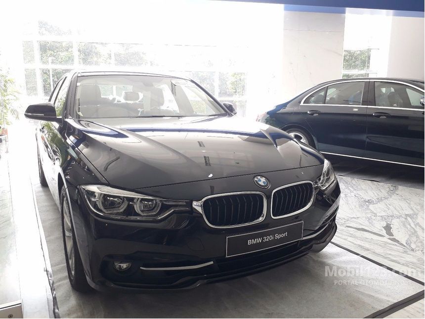 Jual Mobil  BMW 320i 2019 Sport  2 0 di DKI Jakarta  