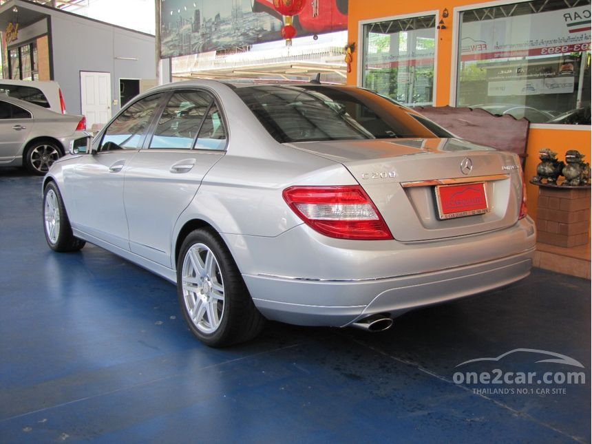 Мерседес е300 2010