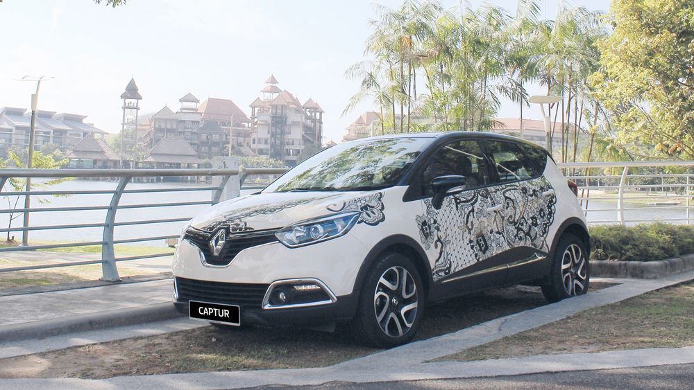 TCEC and EMEL Fashion Collaboration - Grand Prize Of A Renault Captur Up For Grabs
