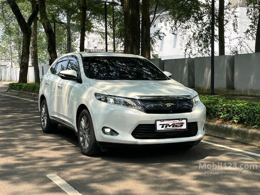 2014 Toyota Harrier SUV
